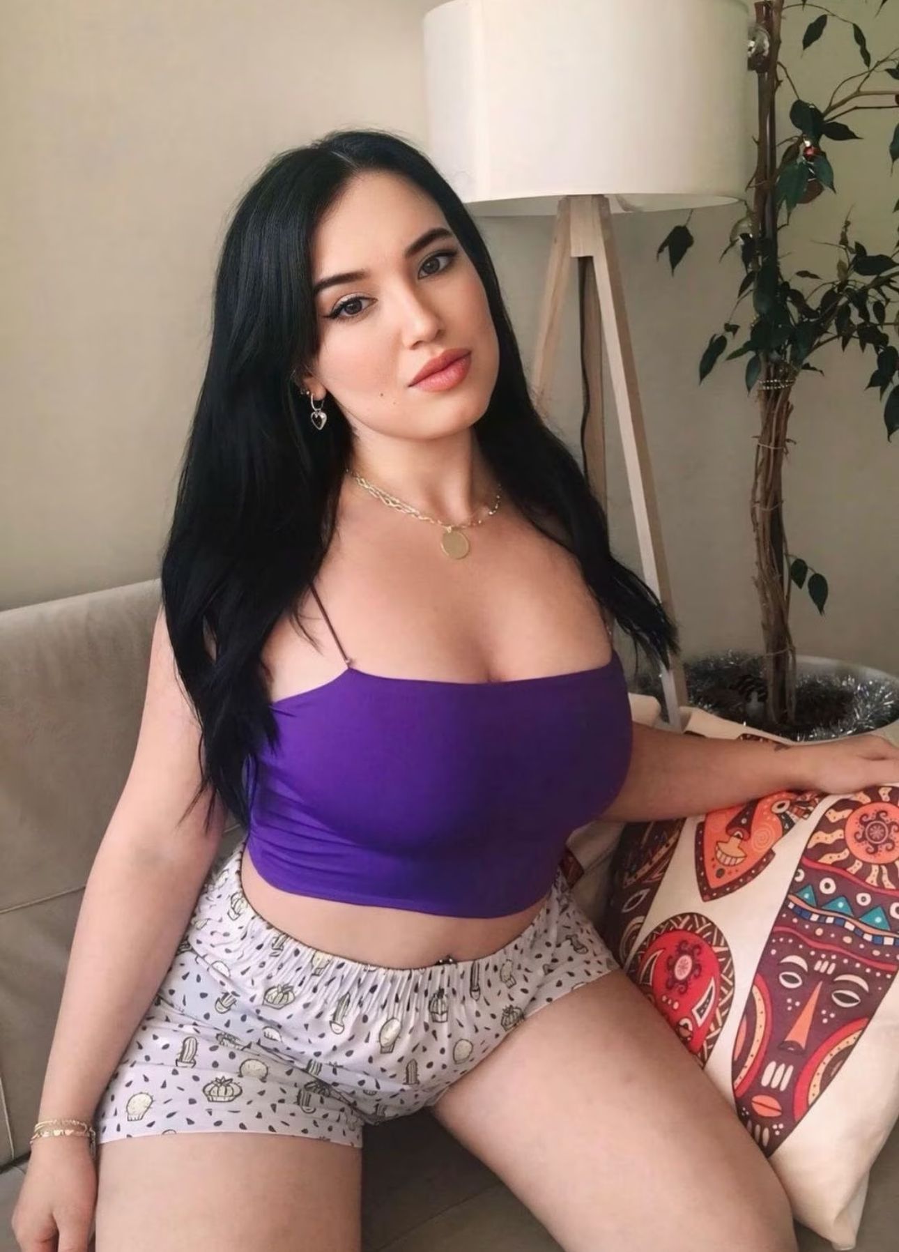 Karaman Escort Aylin Platin Escort